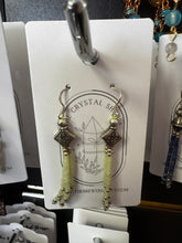 Load image into Gallery viewer, Vintage Earthy/ Artisan Earrings