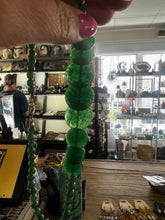 Load image into Gallery viewer, Vintage Nephrite Jade Graduated Bead Necklace