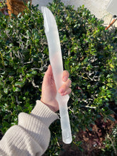 Load image into Gallery viewer, Selenite Sword