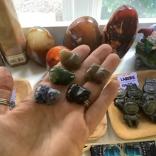 Load image into Gallery viewer, 1” Gemstone Critters