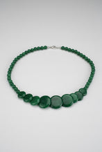 Load image into Gallery viewer, Vintage Nephrite Jade Graduated Bead Necklace
