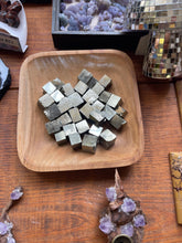 Load image into Gallery viewer, Pyrite Cubes