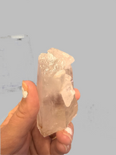 Load image into Gallery viewer, Quartz Point -- Completely Intact
