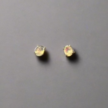 Load image into Gallery viewer, Small Opal Earring Studs