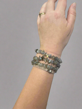 Load image into Gallery viewer, Chip Bead Bracelets