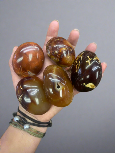 Carnelian Agate Palm Stone