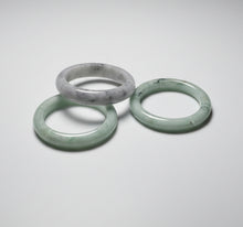 Load image into Gallery viewer, Burmese Jade Bangle 14mm Bracelet