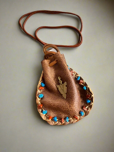 Medicine Bag using Traditional Cherokee Methods