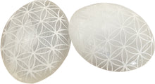 Load image into Gallery viewer, Selenite Flower of LIfe Palm Stone