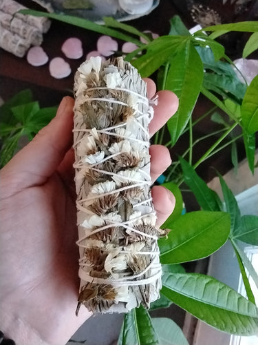 White Sinuata Flowers and Sage Smudge Bundle