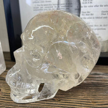 Load image into Gallery viewer, Quartz Skull